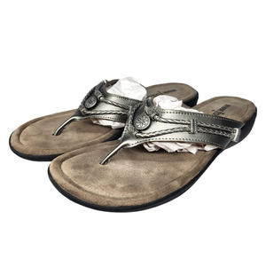 Minnetonka Mocassins Shoes Womens 10 Sandals Silver Metallic Leather Embellished